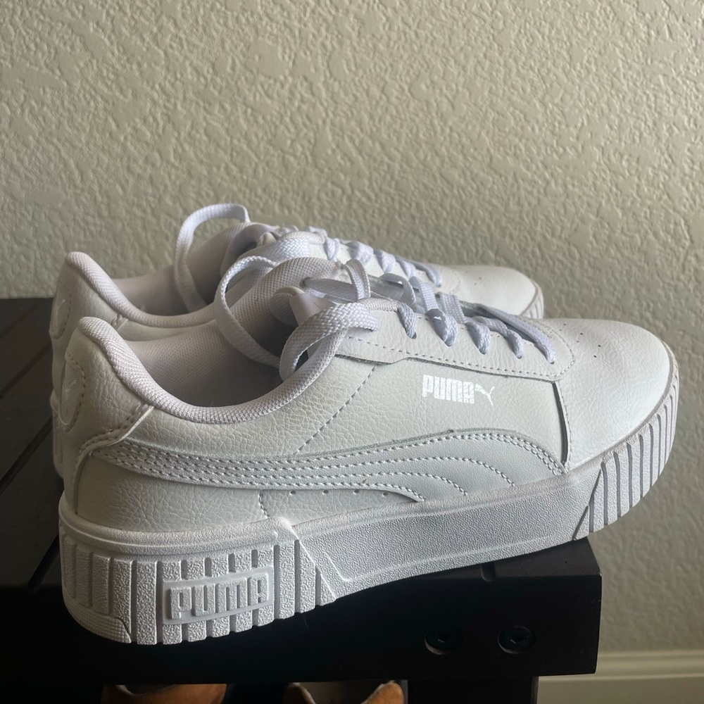 White PUMA Puma-Carina 2.0 Sneaker